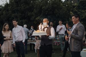 guests enjoying pre wedding drinks at the Belmond hotel, Ravello, Italy